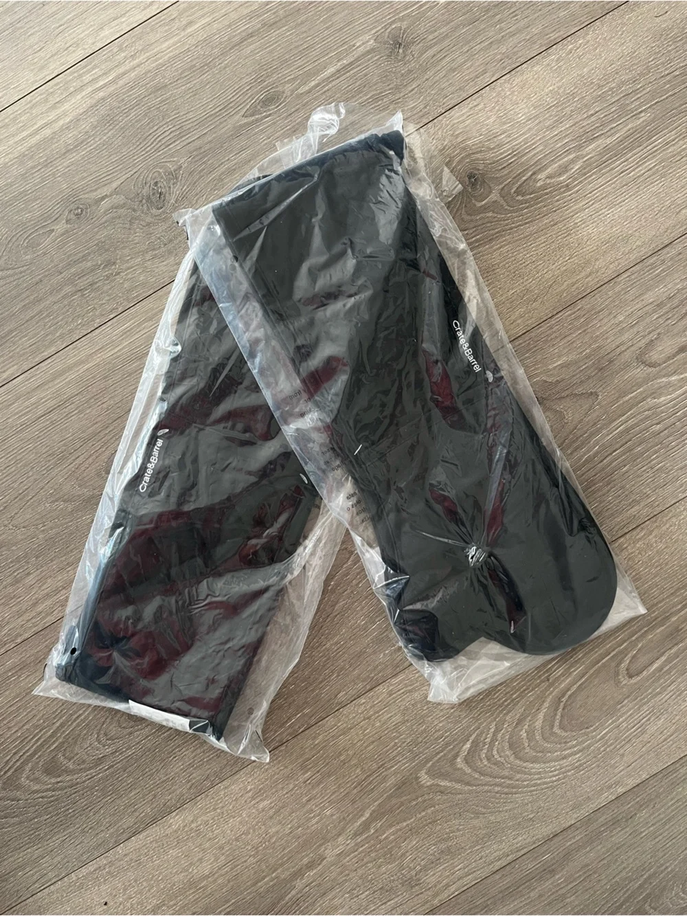NWOT Anthropologie & Crate & Barrel Bundle Set of 2 Black Oven Mitts & Apron